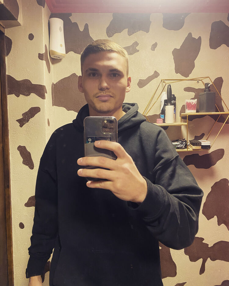  38048273  Andrey, 30 ,    -