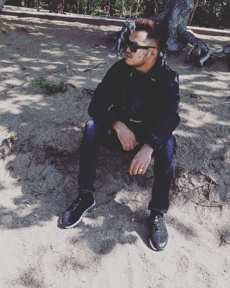  18305933  Kyle, 32 ,    