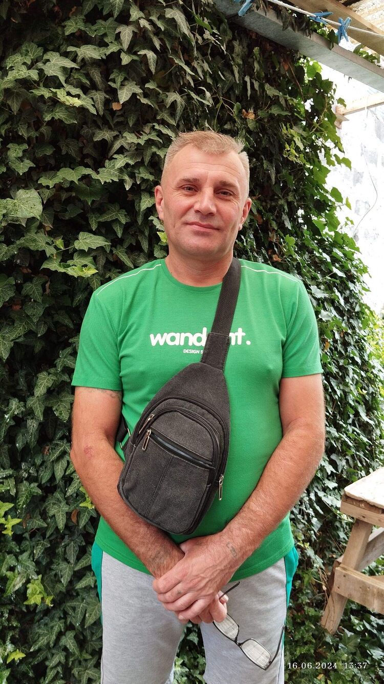  48918313  OLEG, 48 ,    --