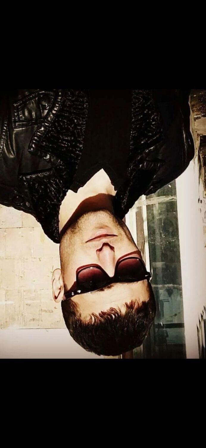  ,   Armen, 34 ,   ,   