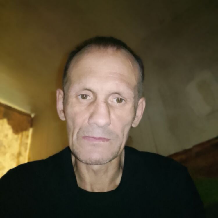  47401533  , 52 ,    -