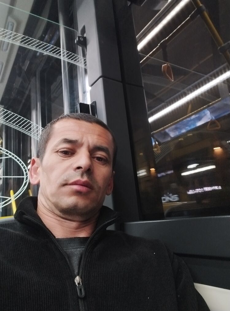  44166903  , 40 ,    