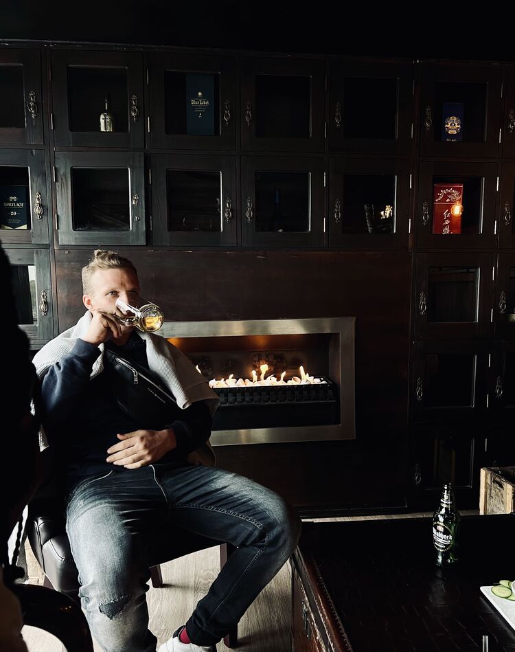 ���� 39797243 ������� ����, 37 ���, ���� ���������� � �����-����������