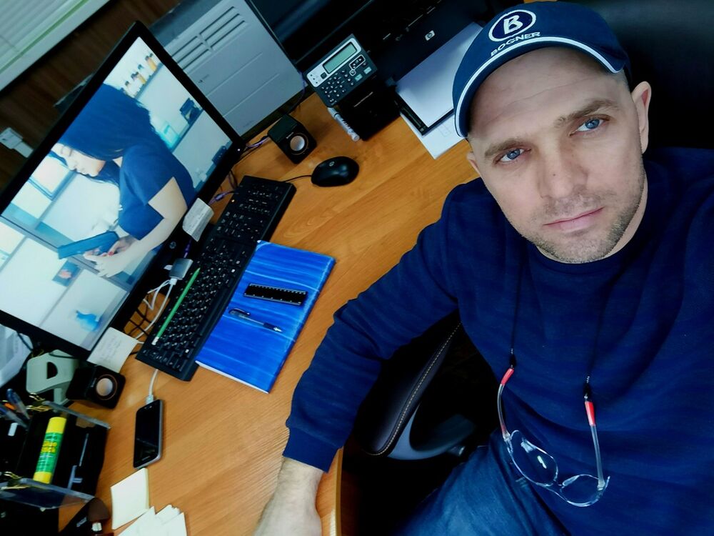  ,   Alex, 43 ,     , c 