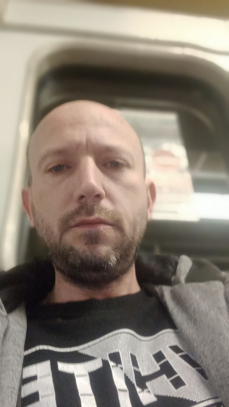  -,   , 42 ,  