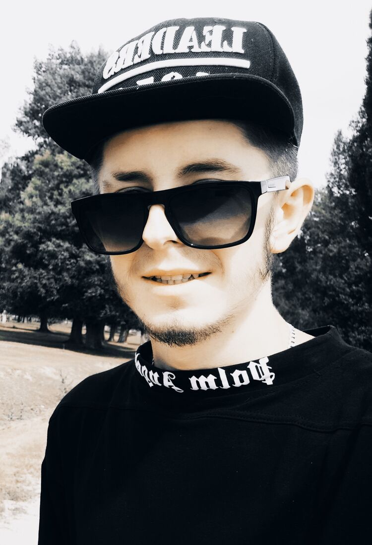 ���� 23504383 ����� �����, 24 ����, ���� ���������� � ������