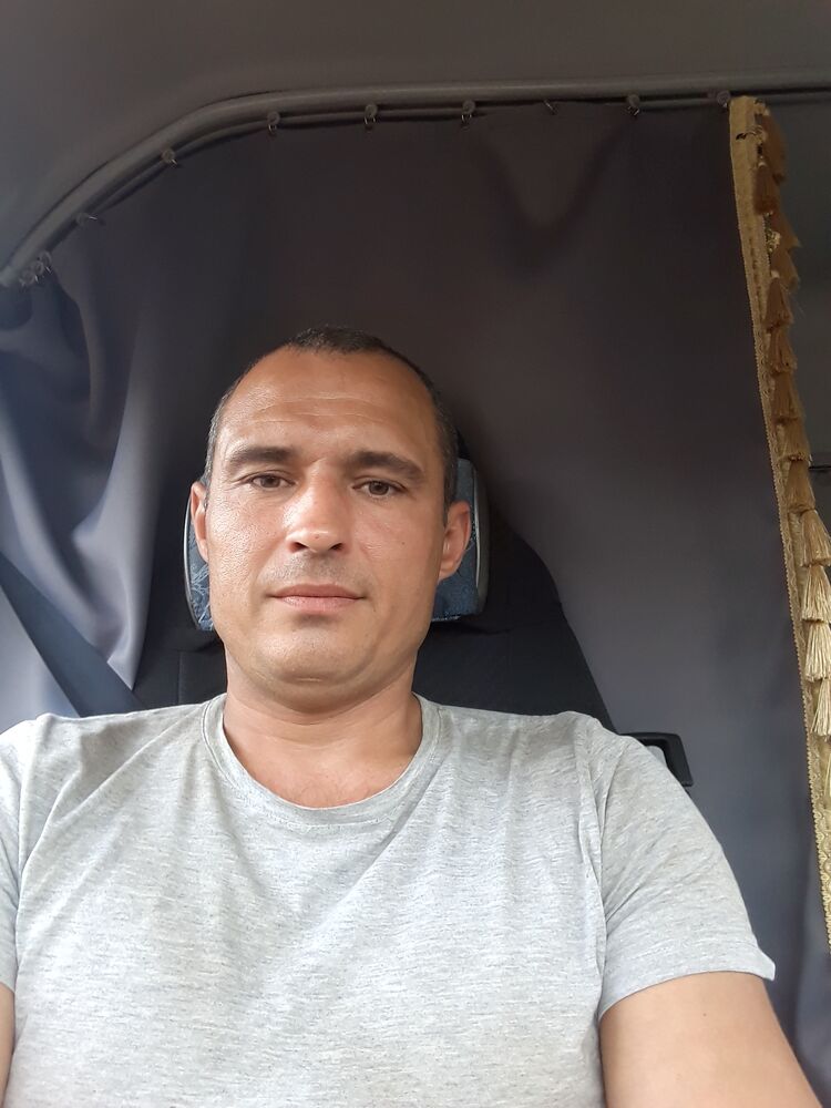  28386393  , 39 ,    