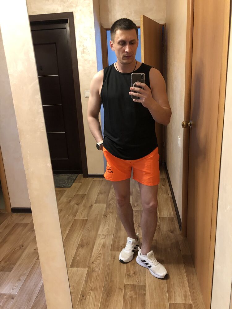 52697353  , 38 ,    