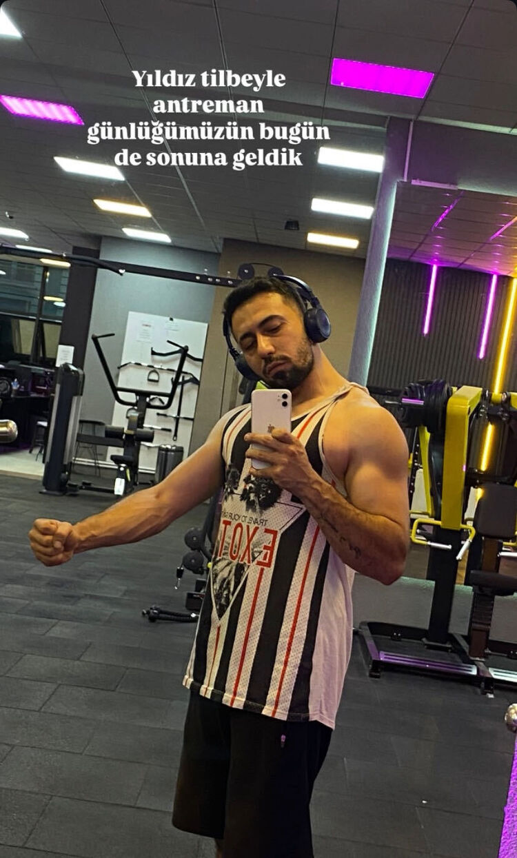  52685573  Anil, 26 ,    -