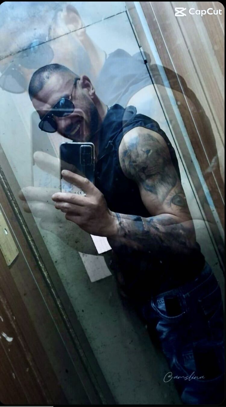  ,   Mihailov, 33 ,   ,   