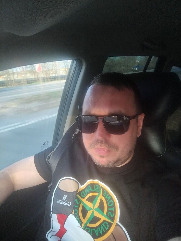  44071273  , 39 ,     