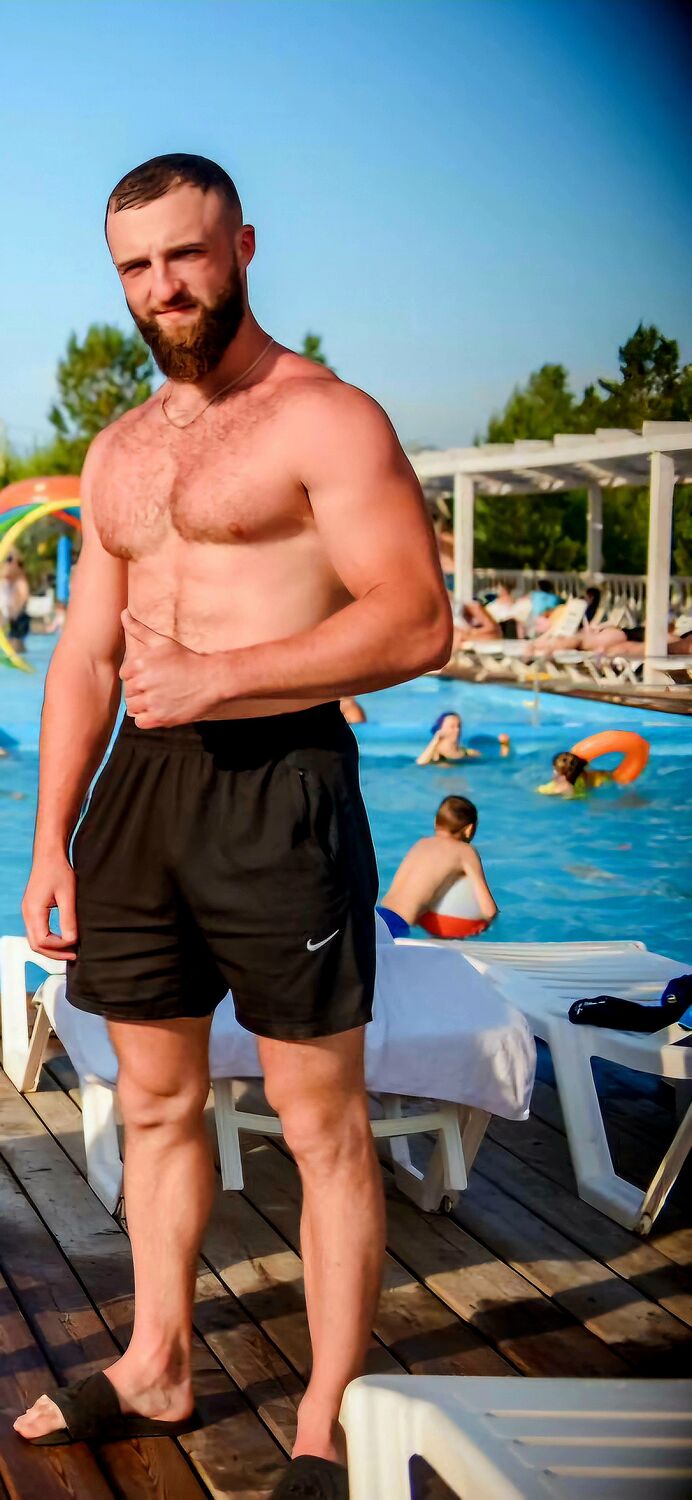  ,   Alexander, 25 ,   ,   