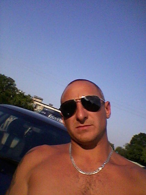  54532803  Alexander, 39 ,    