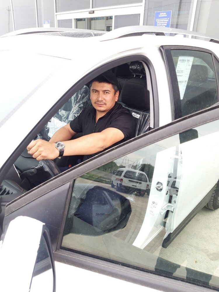  ,   Kamron, 38 ,   ,   , c 