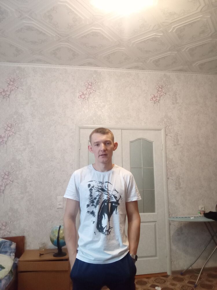  44957223  Alexander, 33 ,    