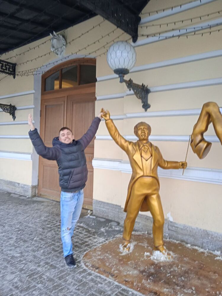  33220633  , 39 ,    -