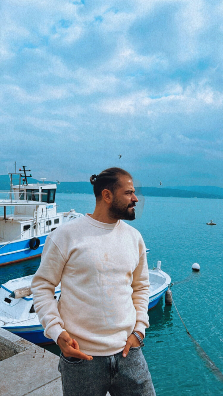  Ortakoy,   Emrah, 29 ,   ,   