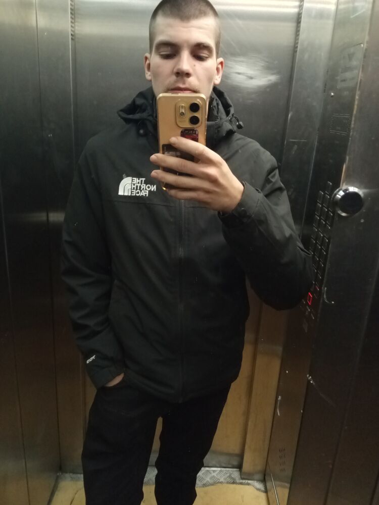  51365973  , 28 ,    