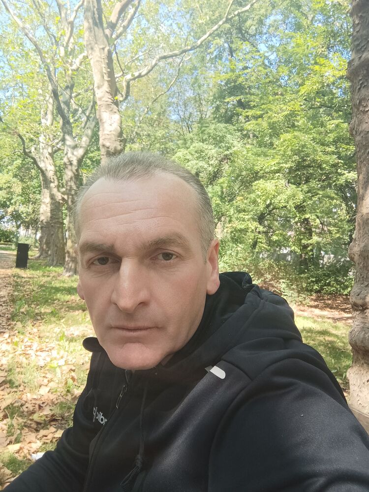  Suchy Las,   , 48 ,   ,   