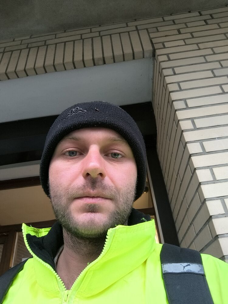  ,   Igor, 35 ,   ,   