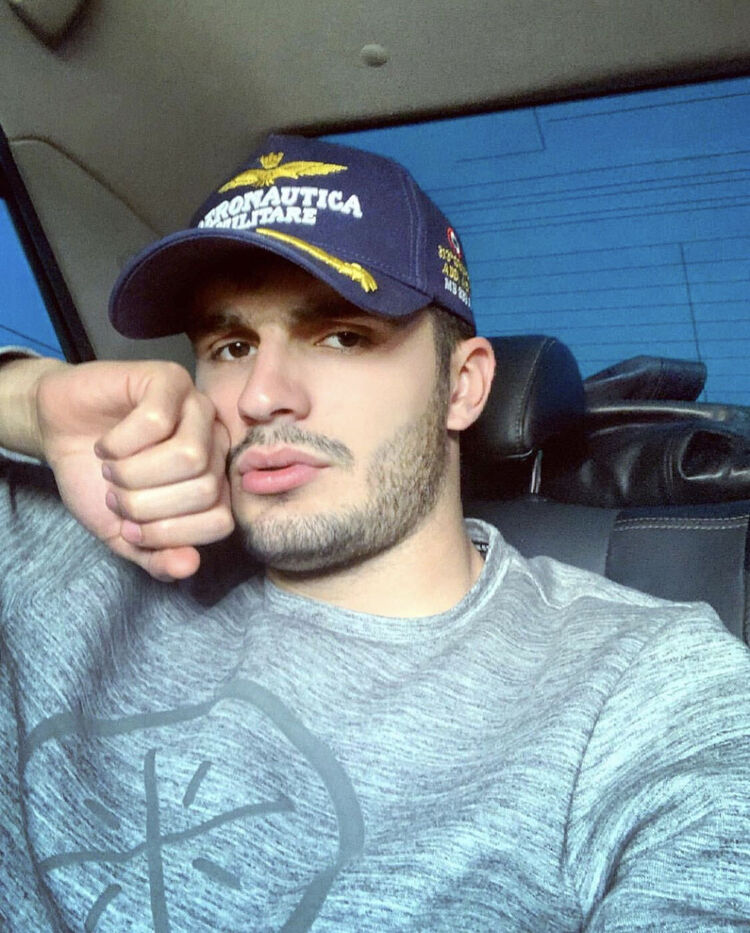 ,   Abu, 28 ,   ,   