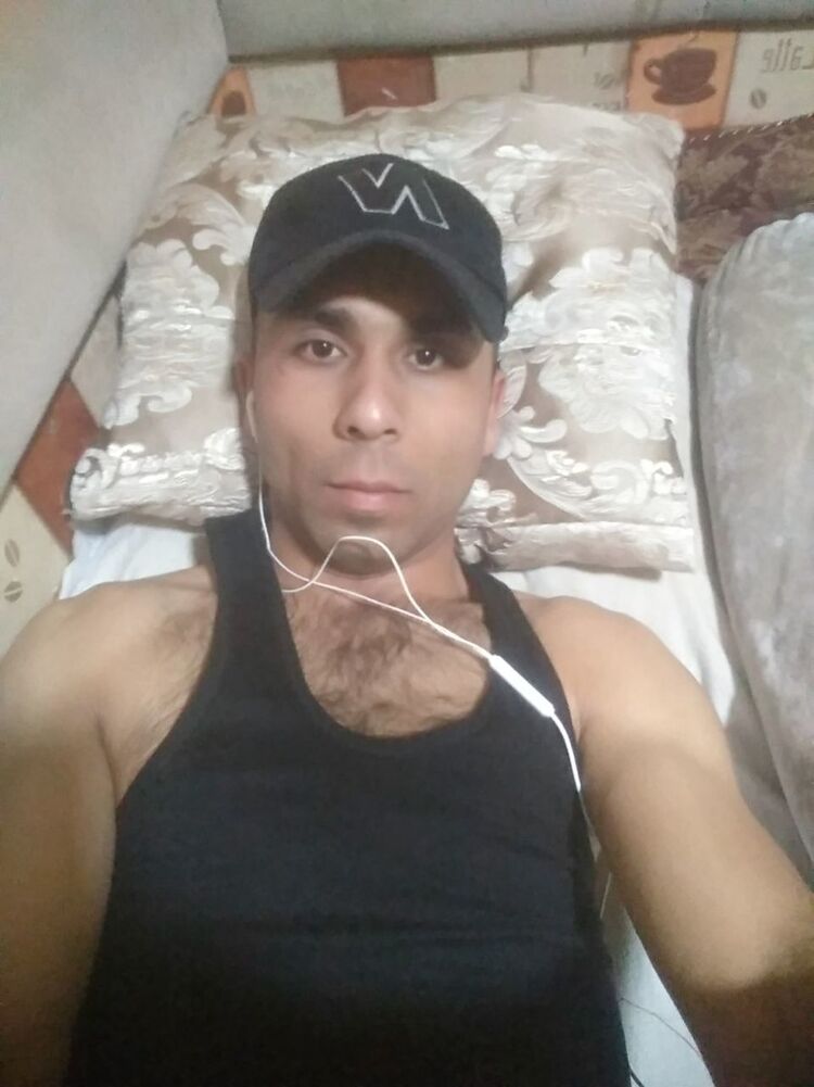 ,   Maxmud, 35 ,   ,   , c 