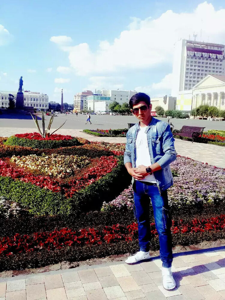  46463593  Behruz, 31 ,    