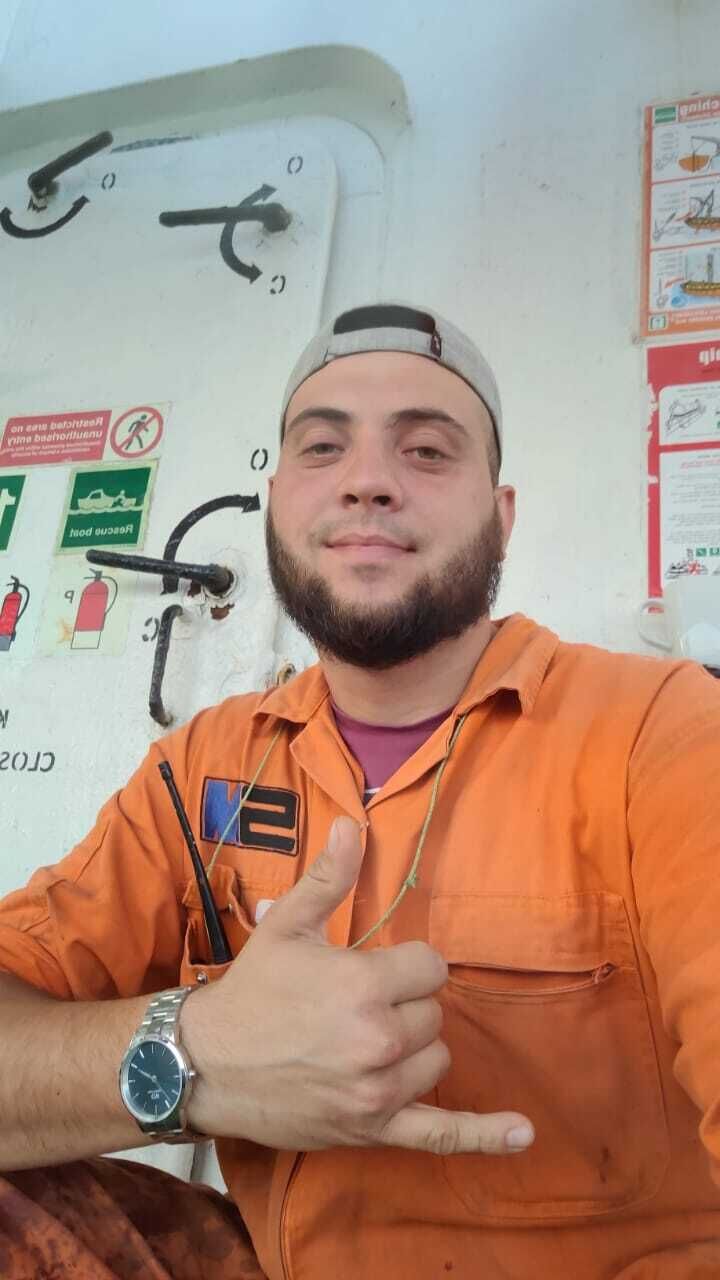  51548703  , 33 ,    -