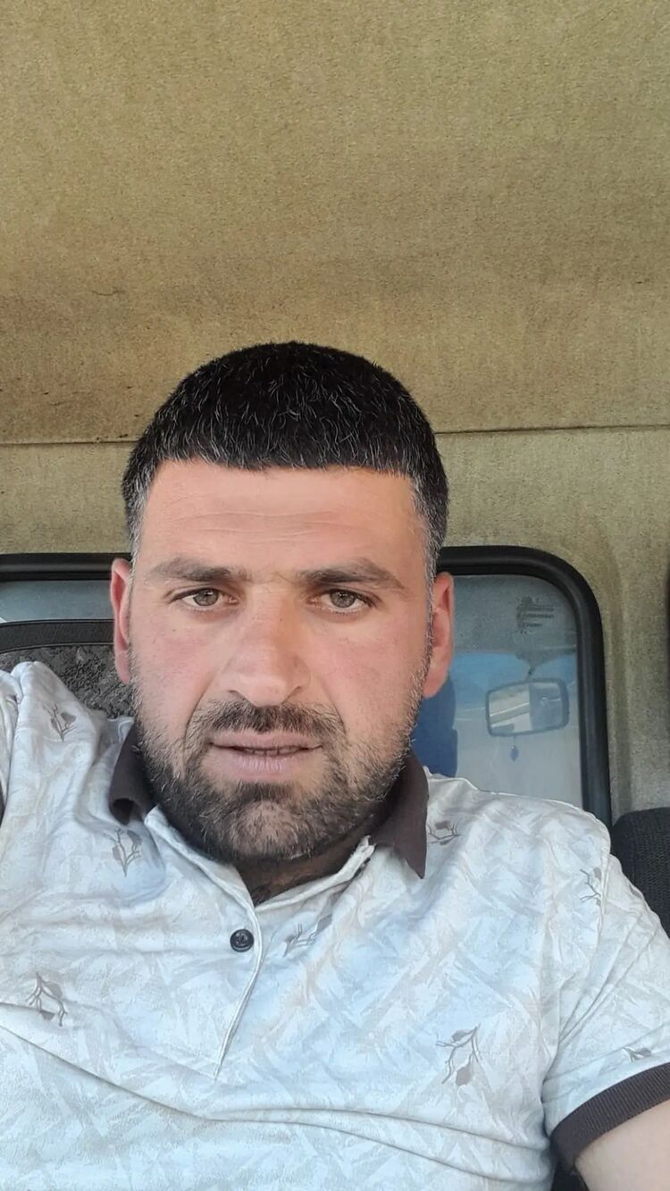  33791203  Levon, 34 ,    --