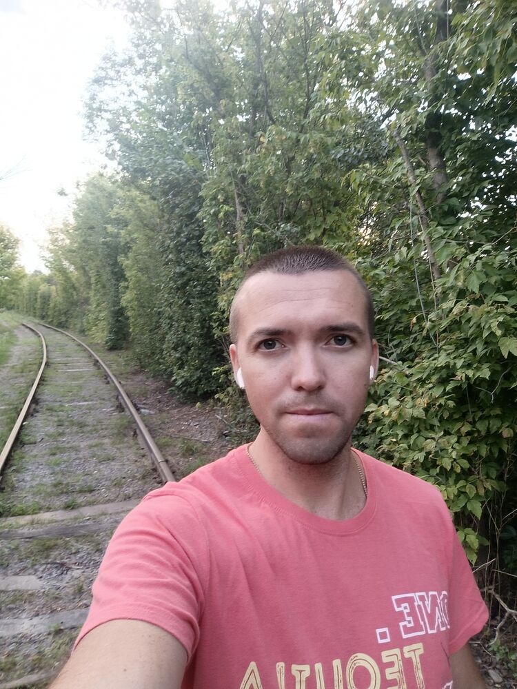  ,   Vladimir, 36 ,   ,   