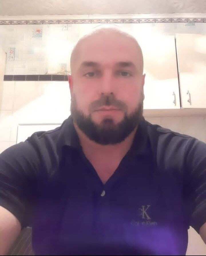  38566143  , 41 ,    