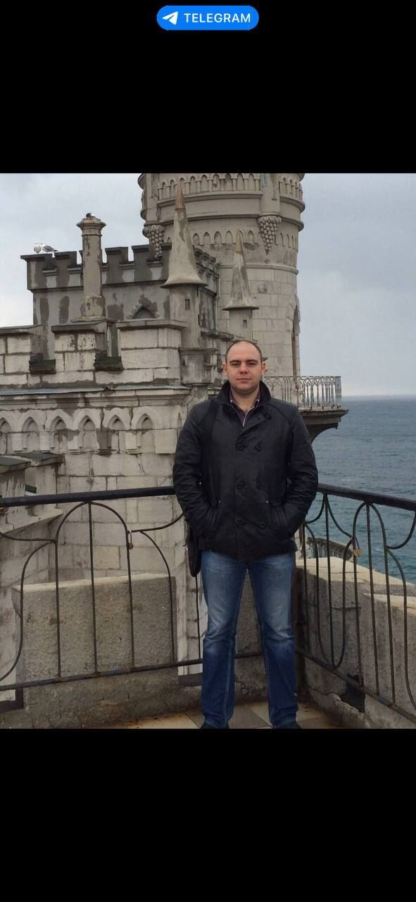  31087453  Artem, 38 ,    