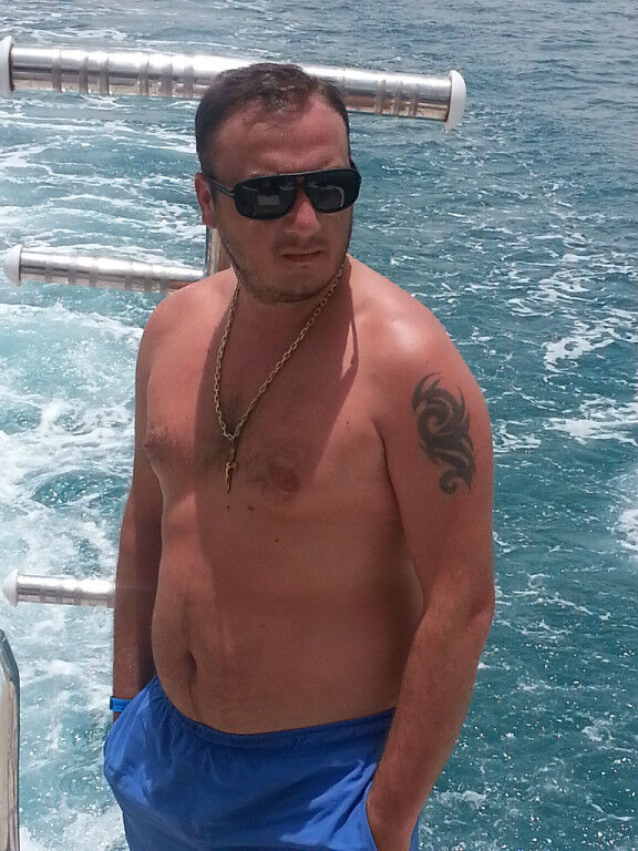  ,   David, 44 ,   ,   , c 