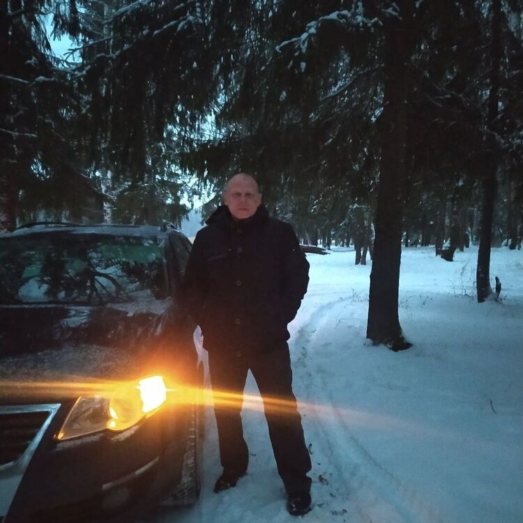  22241983  , 44 ,    