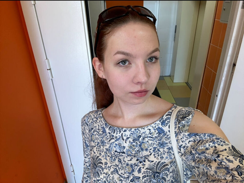  44641843  , 19 ,    -