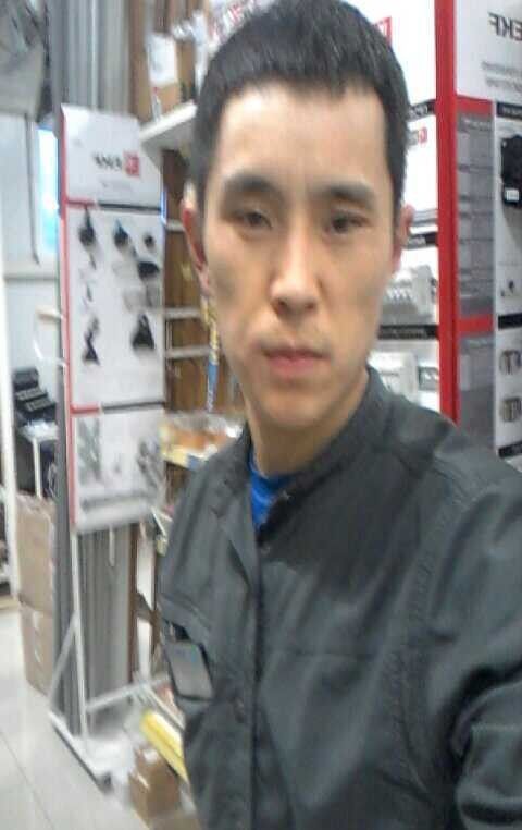  -,   Aziks, 40 ,   ,   , c 
