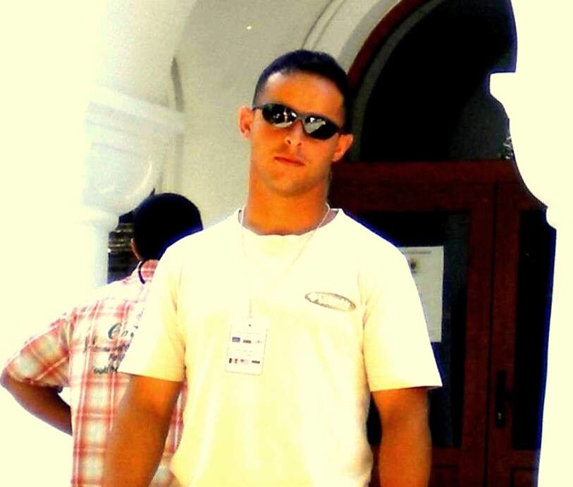  4511623  Ilqar, 41 ,    