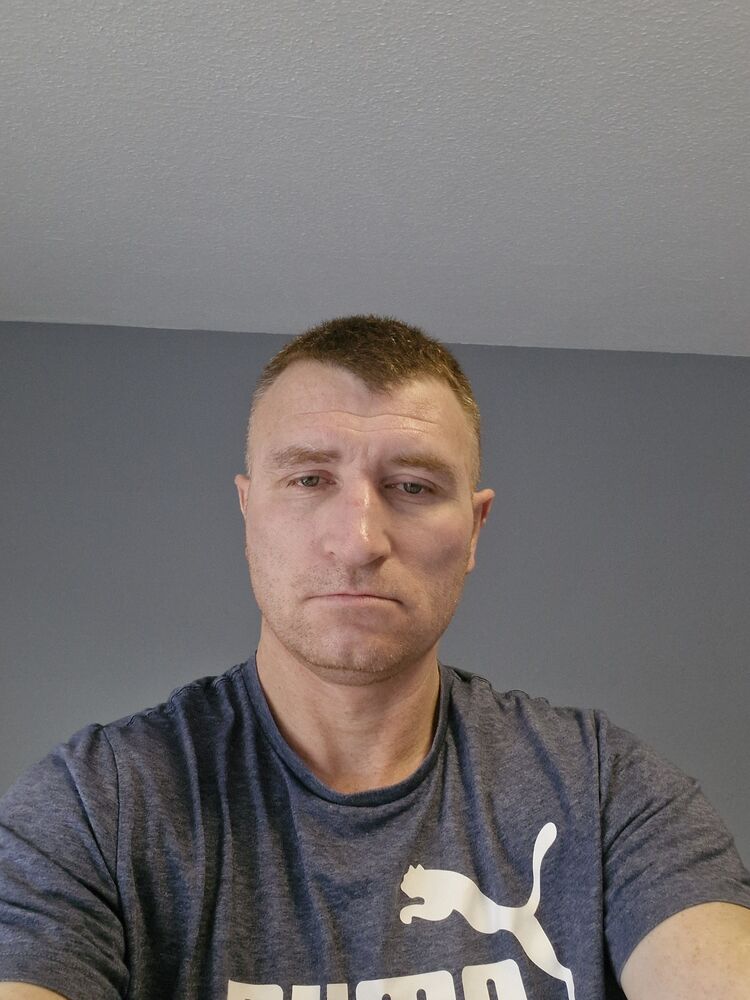  54243863  Ionel, 45 ,    Herten