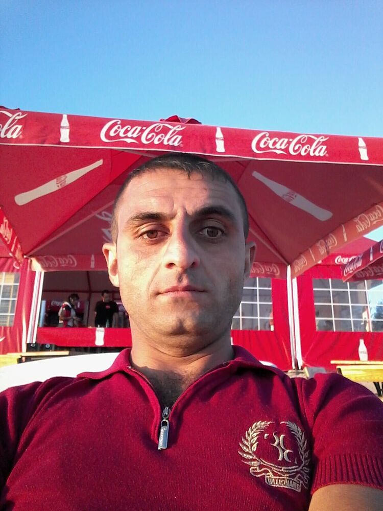  35384143  Jano, 35 ,    