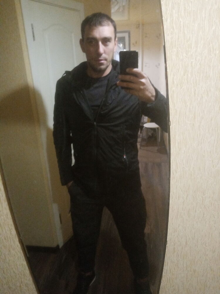  21698903  , 32 ,    