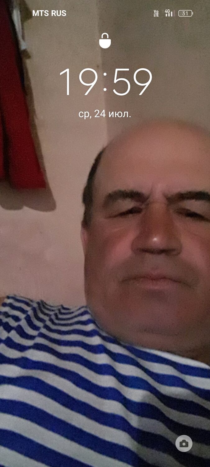  48677433  Zakir, 57 ,    