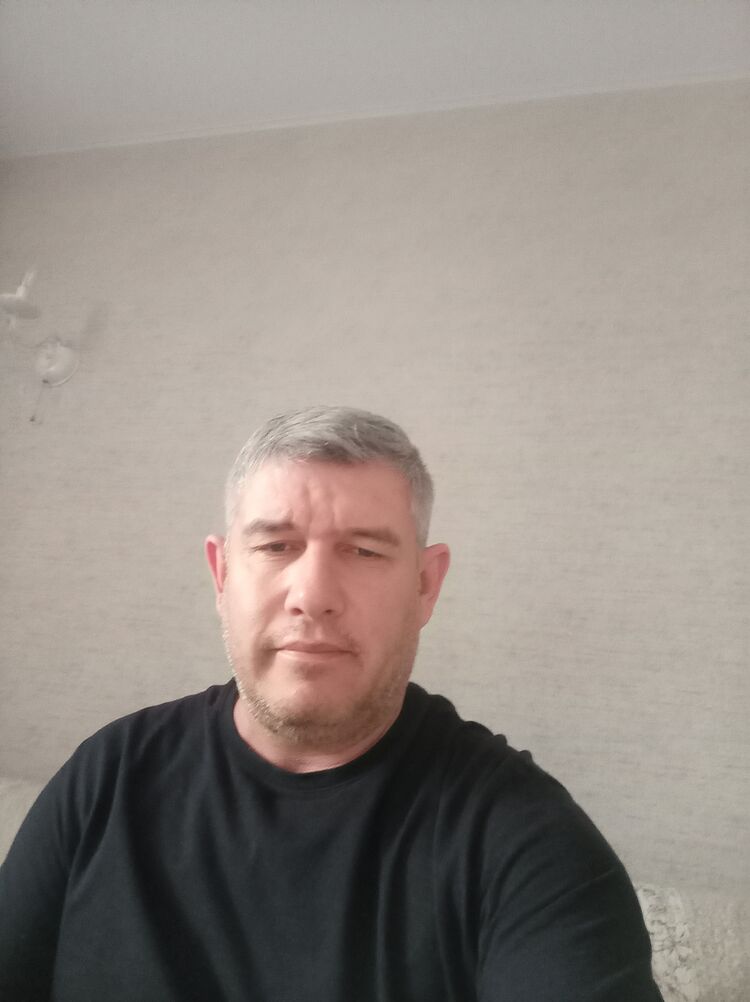  37991683  , 49 ,    