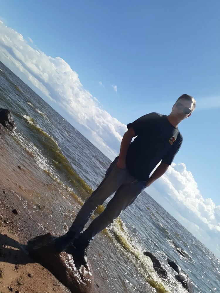  30885693  Ivan, 29 ,    