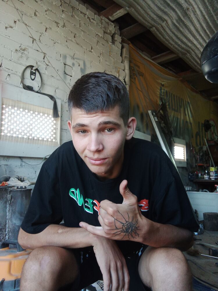  ,   Evgeny, 22 ,   ,   