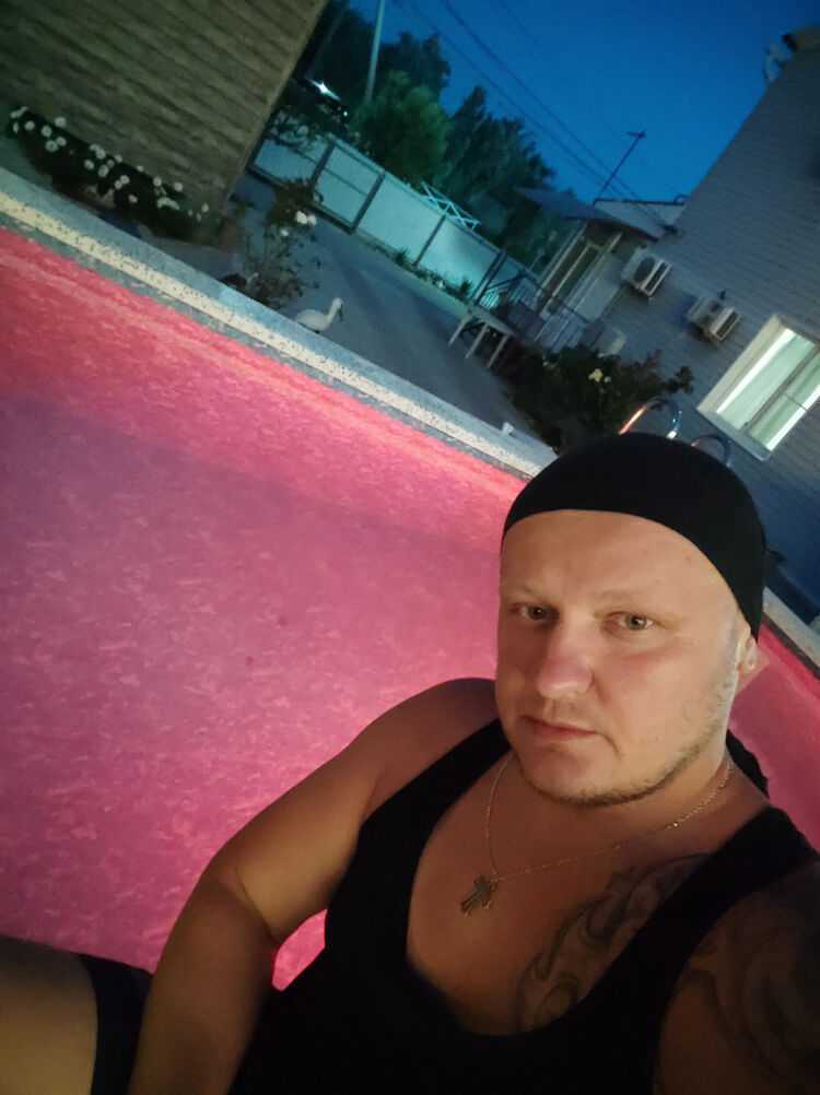 38153413  Oleg, 35 ,    