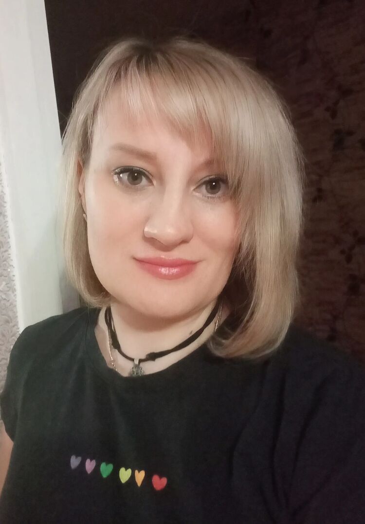  ,   Elena, 39 ,   ,   , c 