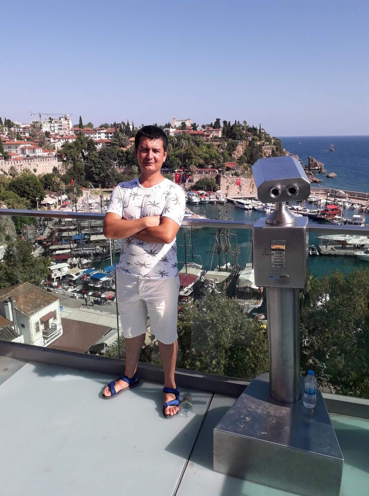  43303683  Soyibjon, 39 ,    