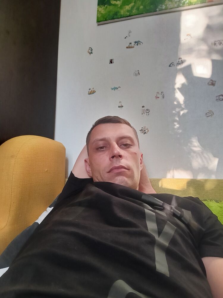  49588813  , 37 ,     