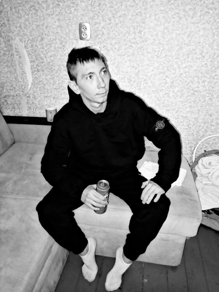  ,   Slava, 25 ,   c 