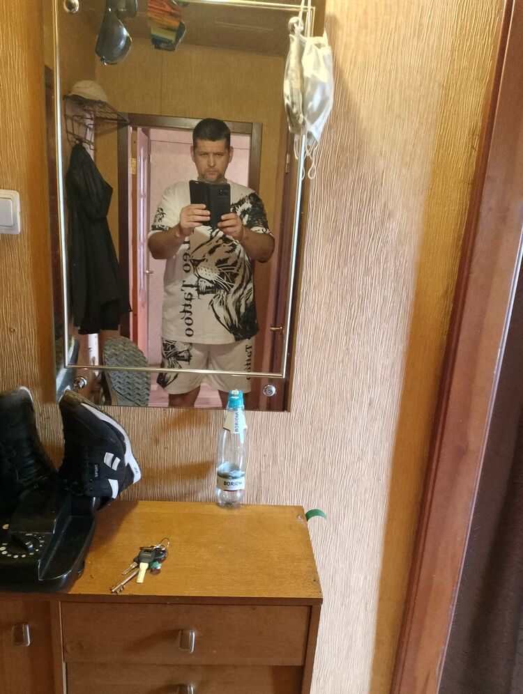  46928243  , 45 ,     